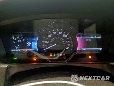 Zdjęcie 9 z 12 samochodu: 2015 LINCOLN MKS VIN:1LNHL9EK4FG605336 - miniatura