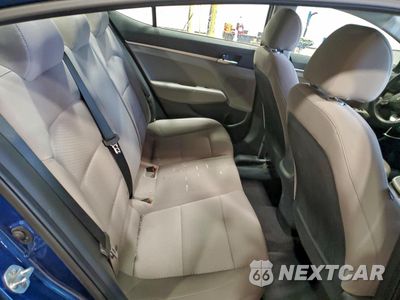Zdjęcie 10 z 15 samochodu: 2020 HYUNDAI ELANTRA SE VIN:5NPD74LF0LH530819 - miniatura