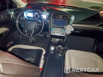 Zdjęcie 8 z 14 samochodu: 2019 FORD FUSION SE VIN:3FA6P0HD5KR201186 - miniatura