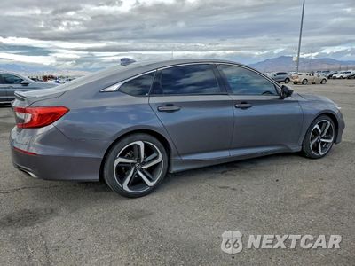 Trzecie zdjęcie samochodu z tyłu: 2018 HONDA ACCORD SPORT VIN:1HGCV1F39JA020136 - miniatura