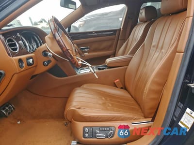 Zdjęcie 7 z 12 samochodu: 2014 BENTLEY FLYING SPUR VIN:SCBEC9ZA8EC091959 - miniatura