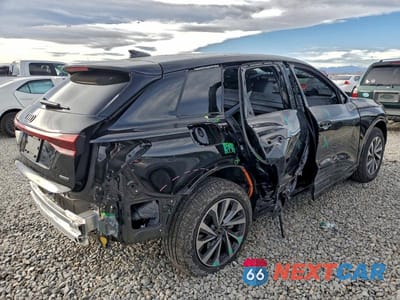 Trzecie zdjęcie samochodu z tyłu: 2025 AUDI Q6 E-TRON PREMIUM VIN:WA114BGF0SA072743 - miniatura