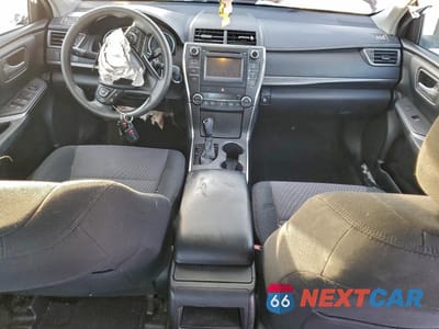 Zdjęcie 8 z 11 samochodu: 2016 TOYOTA CAMRY HYBRID VIN:4T1BD1FK5GU186340 - miniatura