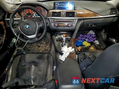 Zdjęcie 8 z 11 samochodu: 2013 BMW 328 XI SULEV VIN:WBA3B5G54DNS05056 - miniatura