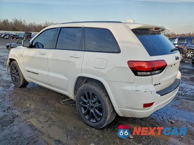 Drugie zdjęcie samochodu z przodu: 2017 JEEP GRAND CHEROKEE LAREDO VIN:1C4RJFAG6HC951834 - miniatura