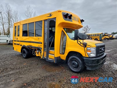 2025 FORD E 450 - SCHOOL BUS 1FDFE4FN0SDD04359 - główne zdjęcie licytacji z USA - miniatura