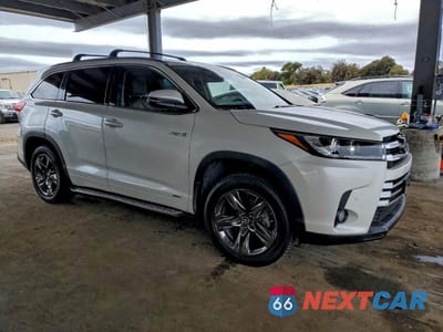 Czwarte zdjęcie samochodu z boku: 2017 TOYOTA HIGHLANDER HYBRID LIMITED PLATINUM VIN:5TDDGRFH7HS024786 - miniatura