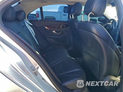 Zdjęcie 10 z 12 samochodu: 2018 MERCEDES-BENZ C 300 4MATIC VIN:55SWF4KB0JU245042 - miniatura
