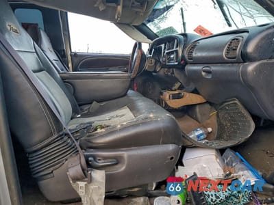Zdjęcie 7 z 12 samochodu: 2002 DODGE RAM 2500 VIN:3B7KF23632M234779 - miniatura