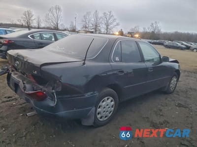 Trzecie zdjęcie samochodu z tyłu: 1996 TOYOTA CAMRY DX VIN:4T1BG12K9TU822863 - miniatura