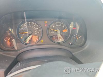 Zdjęcie 9 z 14 samochodu: 2014 JEEP COMPASS SPORT VIN:1C4NJCBA1ED882192 - miniatura