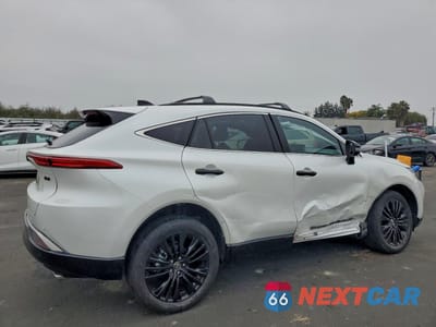 Trzecie zdjęcie samochodu z tyłu: 2024 TOYOTA VENZA LE VIN:JTEAAAAH0RJ182393 - miniatura