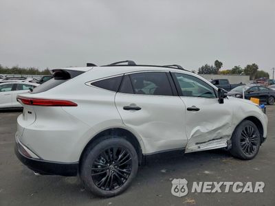 Trzecie zdjęcie samochodu z tyłu: 2024 TOYOTA VENZA LE VIN:JTEAAAAH0RJ182393 - miniatura