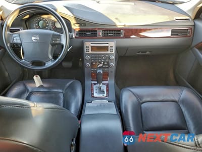 Zdjęcie 8 z 13 samochodu: 2008 VOLVO V70 3.2 VIN:YV1BW982181036068 - miniatura