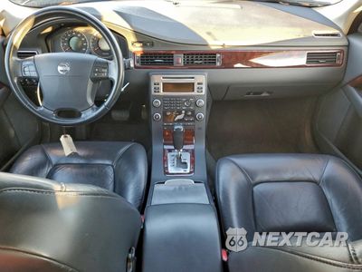 Zdjęcie 8 z 13 samochodu: 2008 VOLVO V70 3.2 VIN:YV1BW982181036068 - miniatura