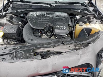Zdjęcie 11 z 12 samochodu: 2018 CHRYSLER 300 S VIN:2C3CCABG0JH266656 - miniatura