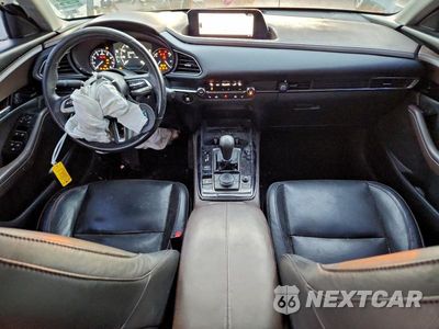 Zdjęcie 8 z 11 samochodu: 2022 MAZDA CX-30 PREMIUM VIN:3MVDMBDLXNM431602 - miniatura