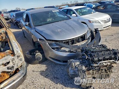 Czwarte zdjęcie samochodu z boku: 2015 CHRYSLER 200 S VIN:1C3CCCBG7FN505825 - miniatura