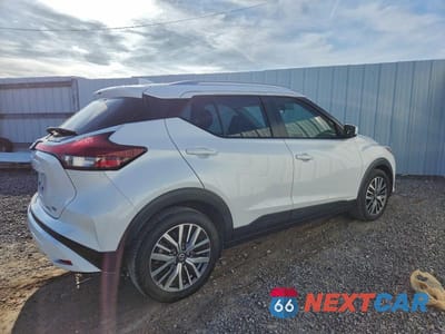 Trzecie zdjęcie samochodu z tyłu: 2021 NISSAN KICKS SV VIN:3N1CP5CV5ML523300 - miniatura