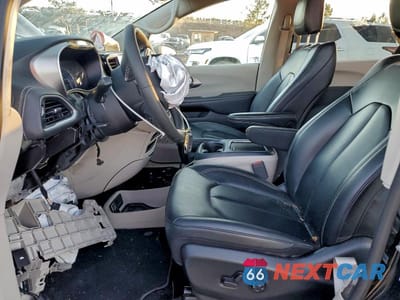 Zdjęcie 7 z 12 samochodu: 2023 CHRYSLER PACIFICA HYBRID TOURING L VIN:2C4RC1L78PR562466 - miniatura