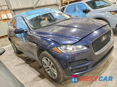 Czwarte zdjęcie samochodu z boku: 2019 JAGUAR F-PACE PREMIUM VIN:SADCJ2FX9KA359701 - miniatura