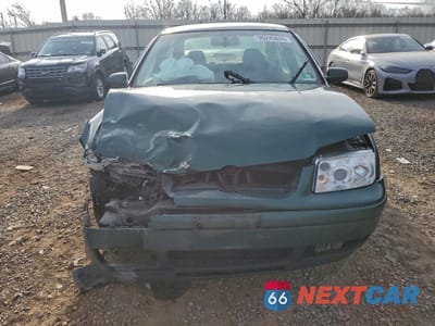 Piąte zdjęcie samochodu w środku: 2002 VOLKSWAGEN JETTA GLS TDI VIN:3VWSP69M52M137297 - miniatura