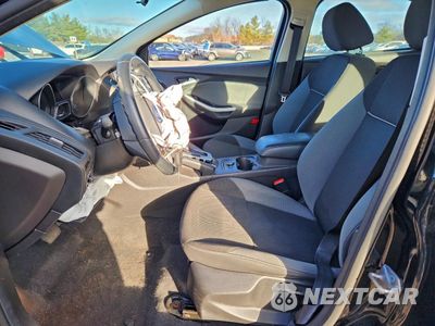 Zdjęcie 7 z 13 samochodu: 2014 FORD FOCUS SE VIN:1FADP3F22EL240167 - miniatura