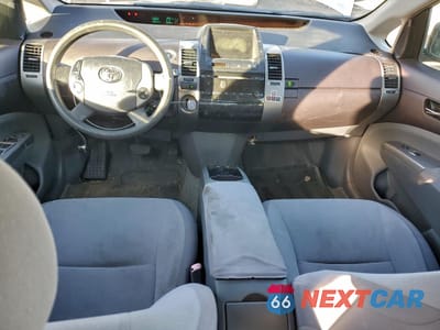 Zdjęcie 8 z 12 samochodu: 2004 TOYOTA PRIUS VIN:JTDKB22U840070916 - miniatura