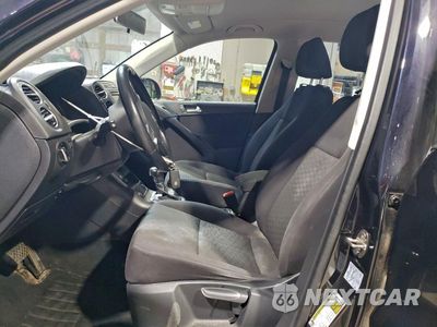 Zdjęcie 7 z 16 samochodu: 2017 VOLKSWAGEN TIGUAN S VIN:WVGBV7AX9HK044640 - miniatura