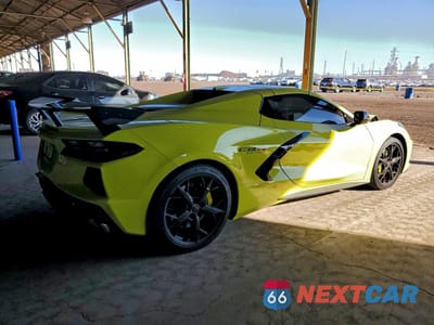 Trzecie zdjęcie samochodu z tyłu: 2022 CHEVROLET CORVETTE STINGRAY 3LT VIN:1G1YC3D48N5101198 - miniatura