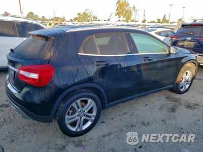Trzecie zdjęcie samochodu z tyłu: 2015 MERCEDES-BENZ GLA 250 VIN:WDCTG4EB5FJ121534 - miniatura