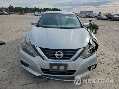 Piąte zdjęcie samochodu w środku: 2017 NISSAN ALTIMA 2.5 VIN:1N4AL3AP3HN346153 - miniatura