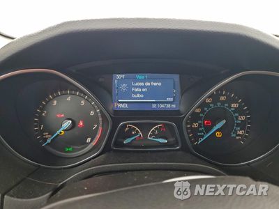 Zdjęcie 9 z 12 samochodu: 2014 FORD FOCUS SE VIN:1FADP3F21EL424855 - miniatura