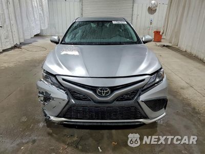 Piąte zdjęcie samochodu w środku: 2024 TOYOTA CAMRY XSE VIN:4T1K61AK4RU847764 - miniatura