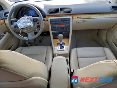 Zdjęcie 8 z 11 samochodu: 2006 AUDI A4 2.0T QUATTRO VIN:WAUDF78E96A119111 - miniatura