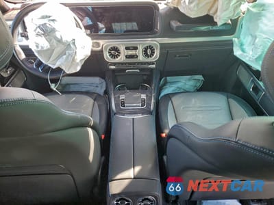 Zdjęcie 8 z 13 samochodu: 2025 MERCEDES-BENZ G 580E VIN:W1NWM0AB9SX028686 - miniatura