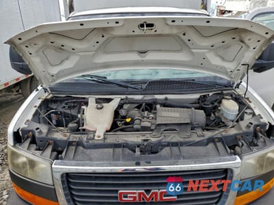 Zdjęcie 12 z 13 samochodu: 2013 GMC SAVANA BOX TRUCK VIN:1GD072BA1D1117899 - miniatura