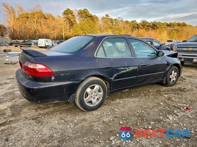 Trzecie zdjęcie samochodu z tyłu: 1998 HONDA ACCORD EX VIN:1HGCG1651WA018366 - miniatura