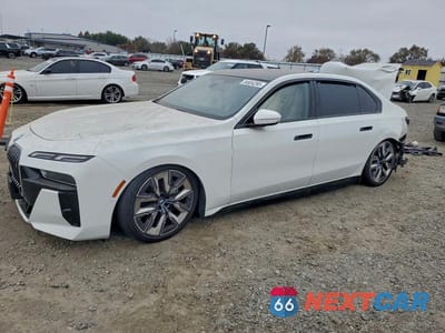2024 BMW I7 EDRIVE50 WBY43EJ01RCP83408 - główne zdjęcie licytacji z USA - miniatura