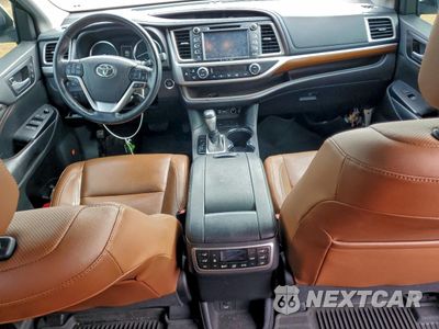 Zdjęcie 8 z 14 samochodu: 2019 TOYOTA HIGHLANDER LIMITED VIN:5TDYZRFH5KS289225 - miniatura