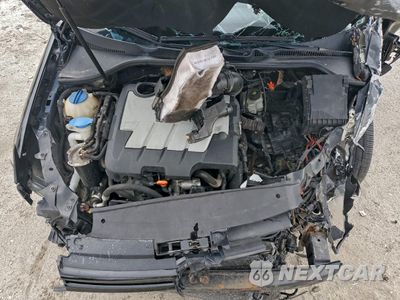 Zdjęcie 11 z 15 samochodu: 2011 VOLKSWAGEN GOLF VIN:WVWNM7AJ3BW195781 - miniatura