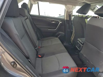 Zdjęcie 10 z 11 samochodu: 2022 TOYOTA RAV4 XLE VIN:2T3W1RFV1NC213297 - miniatura