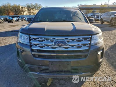 Piąte zdjęcie samochodu w środku: 2019 FORD EXPLORER XLT VIN:1FM5K8D87KGA81180 - miniatura