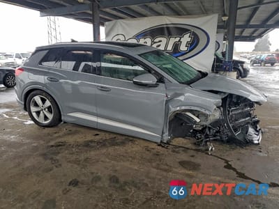 Czwarte zdjęcie samochodu z boku: 2024 AUDI Q4 E-TRON PREMIUM PLUS VIN:WA1LUBFZ9RP036223 - miniatura