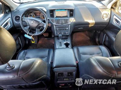 Zdjęcie 8 z 14 samochodu: 2019 NISSAN PATHFINDER S VIN:5N1DR2MN9KC643582 - miniatura