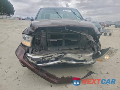 Piąte zdjęcie samochodu w środku: 2015 RAM 1500 LARAMIE VIN:1C6RR6NT8FS614026 - miniatura