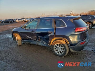 Drugie zdjęcie samochodu z przodu: 2018 JEEP CHEROKEE LATITUDE VIN:1C4PJLCB9JD557378 - miniatura