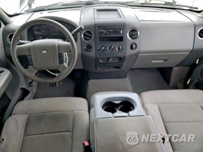 Zdjęcie 8 z 14 samochodu: 2005 FORD F150 VIN:1FTPX125X5NA67806 - miniatura