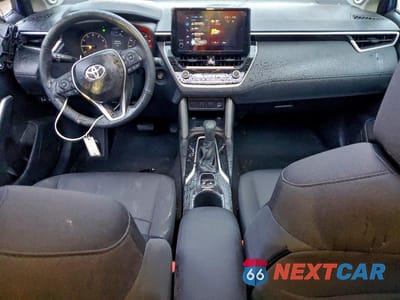 Zdjęcie 8 z 12 samochodu: 2025 TOYOTA COROLLA CROSS LE VIN:7MUBAABG1SV129375 - miniatura