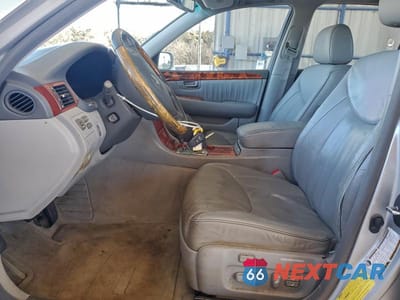 Zdjęcie 7 z 12 samochodu: 2006 LEXUS LS 430 VIN:JTHBN36F265050867 - miniatura